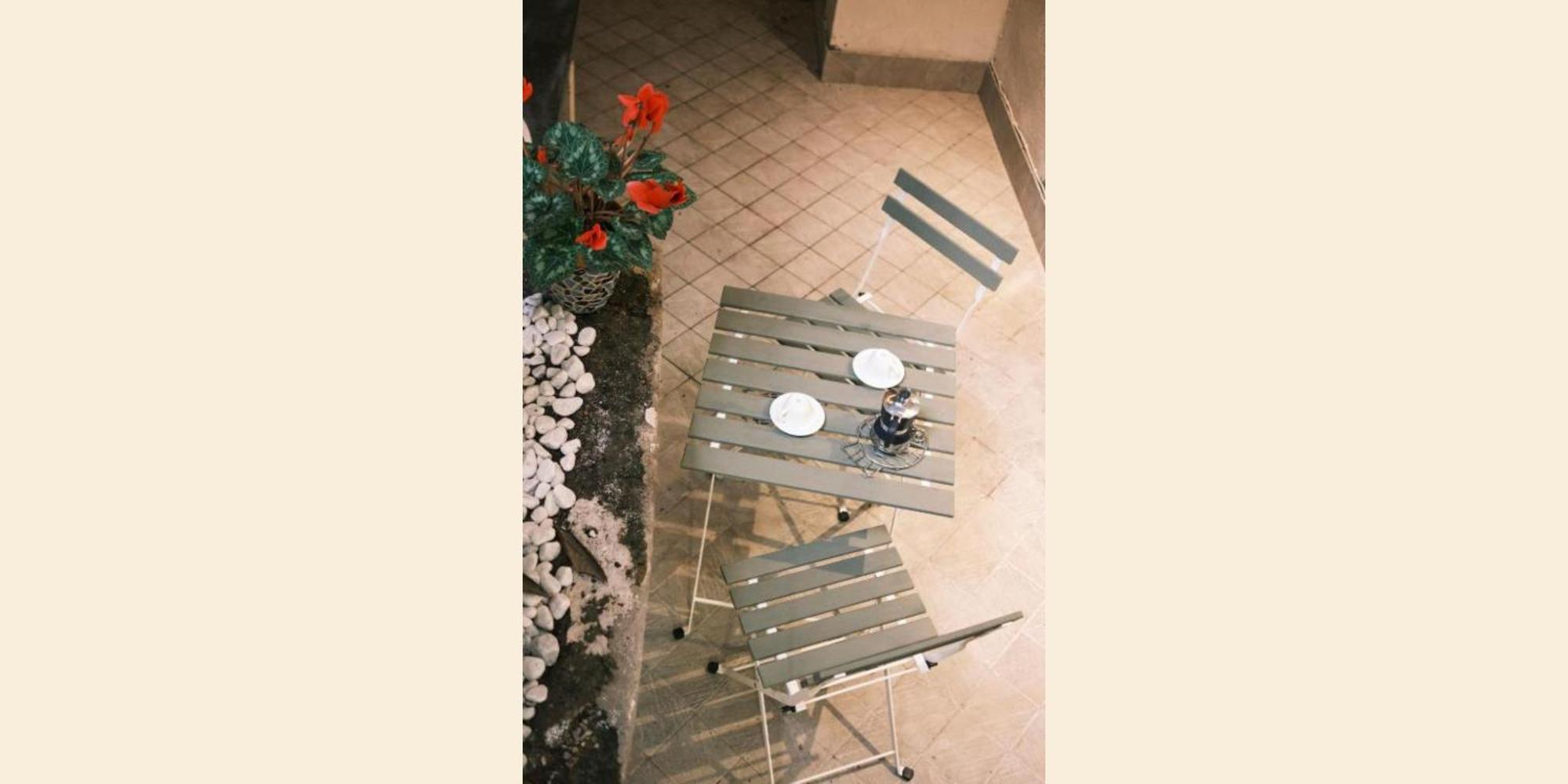 Nespolino, Piccola Casetta In Centro Storico Al Piano Terra Con Piccolo Spazio Esterno Privato Neapel Exteriör bild